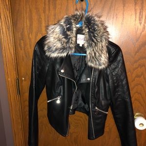 Leather jacket with fur